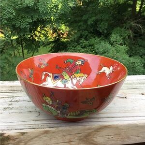 Vintage Asian bowl with warriors….great colors